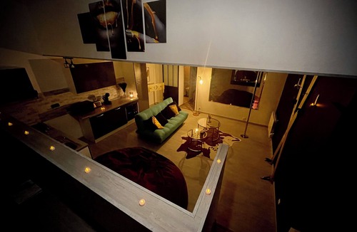 Chaingy House | Secret love room