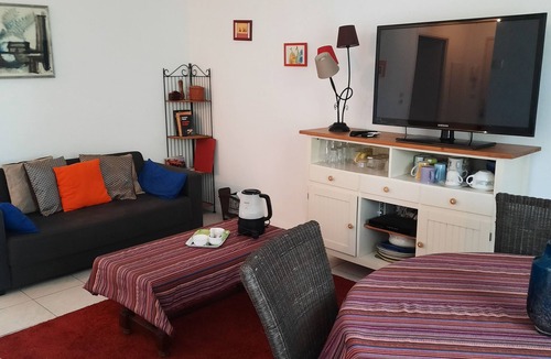 Albert Apartment | secure and quiet, close to all shops, museum, cinema, theater, shops