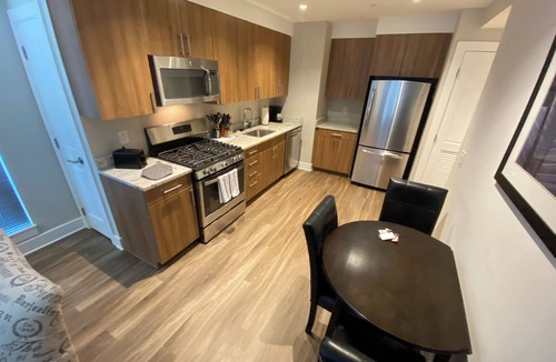 Aurora Highlands Apartment | Secure Stylish 1BR Apt with Free Parking, In-Unit Laundry, Prime Spot!