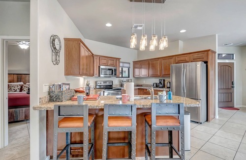 Oak Creek House | Sedona Beautiful Villa: Spacious 3-bedroom retreat in Village of Oak Creek.
