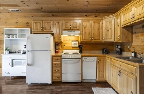 Galena Cabin | See the Sunrise, Riverfront Cabin #4 on James River, #4 of 5 Cabins