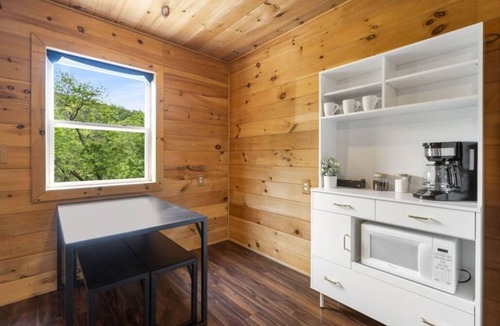 Galena Cabin | See the Sunrise, Riverfront Cabin #4 on James River, #4 of 5 Cabins