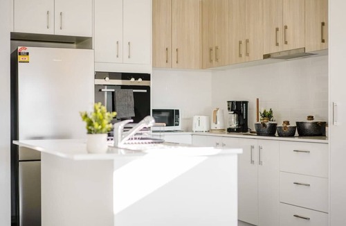 Melton South House | Seednest Modern Family house