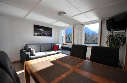 Goldswil Apartment | Seegärtli Riverside Apartment