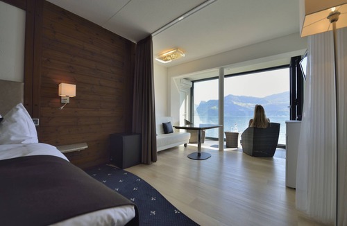 Hergiswil Hotel | Seehotel Pilatus
