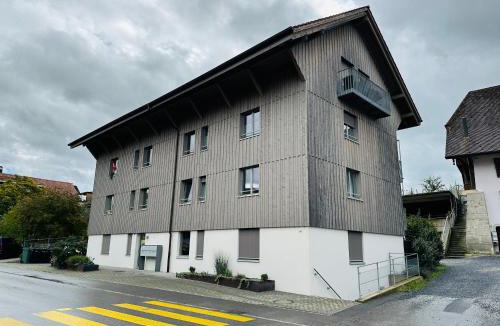 Kerzers Apartment | Seeland Loft - 4 Guests & Free Parking