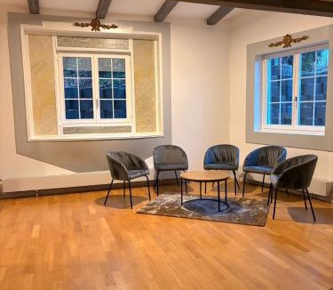 Alterswil Villa | Seeliwood cheminée et confort région Schwarzsee