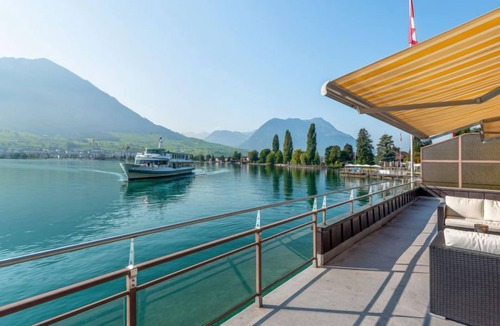 Ennetbuergen House | Seestern direkt am See by Interhome