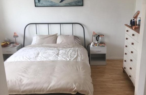 Harlow House | Sefain Household