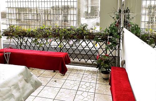 Gare Apartment | Seine Front Room/Lib. F.Mitterrand