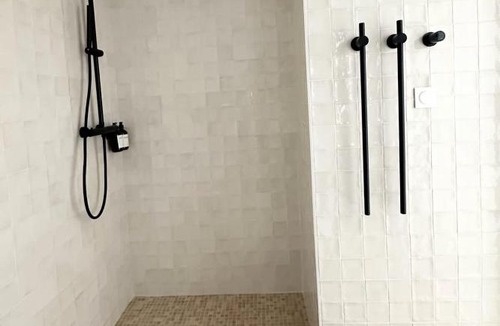 Combs-la-Ville Apartment | Sejour royale avec Netflix - Senart - 001 - 002