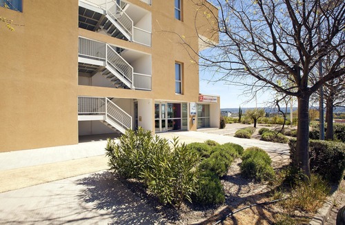 Manosque Apartment | Sejours & Affaires Manosque Moulin Neuf