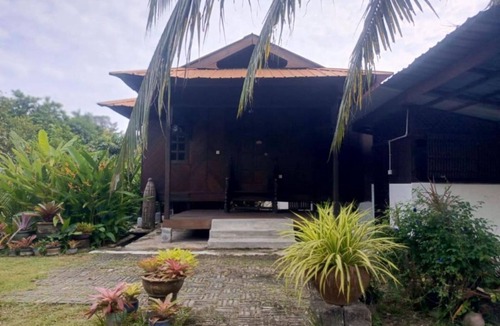Sabak Bernam District Ski Chalet | Sekeping Tawar Homestay
