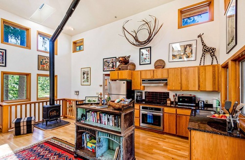 Harrison House | Selby Knoll Guesthouse