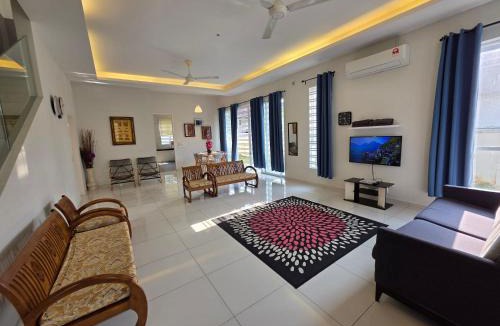 Sungai Badau House | Selendang In 1-Krubong