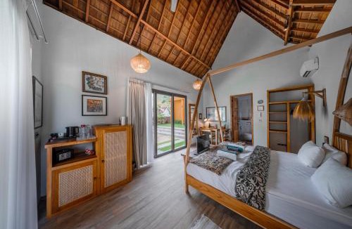 Selong Belanak Resort | Selene Art Glass Resort