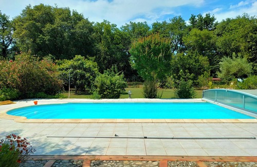 Montesquieu-des-Alberes Apartment | Self-catering 2-bedroom apartment with pool and garden