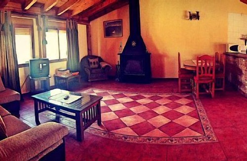 Segura de la Sierra Cottage | Self catering Cortijo El Pino for 4 people