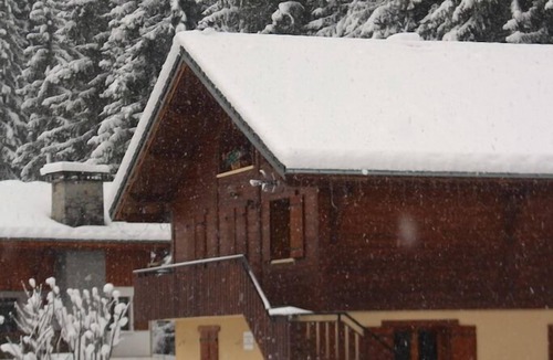 Les Prodains Apartment | Self catered prices shown - B&B and Half board options are available