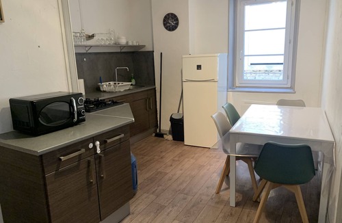 Chavanay Apartment | Self-catering apartment 90m2 Chavanay 8-11 persons