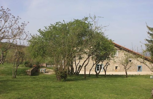 Urcabustaiz Cottage | Self catering Baserri Ulle Gorri for 10 people