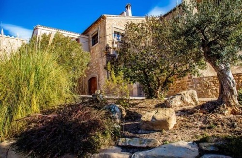 Oliola Cottage | Self catering cottage Cal Albareda for 15 people