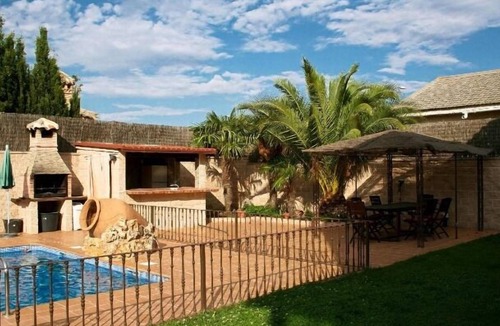 Olias del Rey Cottage | Self catering El Retiro de Toledo for 12 people