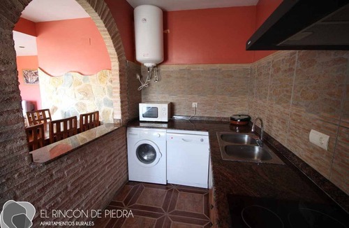 Enguidanos Apartment | Self catering El Rincon de Piedra for 8 people