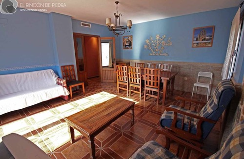 Enguidanos Apartment | Self catering El Rincon de Piedra for 6 people