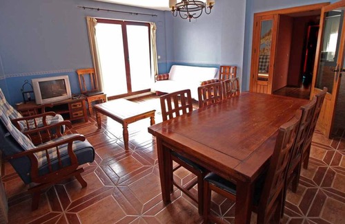 Enguidanos Apartment | Self catering El Rincon de Piedra for 6 people