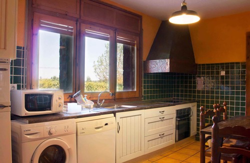 Prades Cottage | Self catering El Xalet de Prades for 10 people