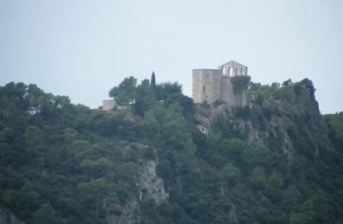 Torrelles de Foix Cottage | Self catering Can Cruset Agroturisme for 16 people