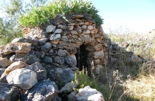 Torrelles de Foix Cottage | Self catering Can Cruset Agroturisme for 16 people