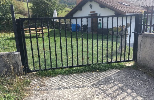 Mezkiritz Cottage | Self catering Lazkotzenea for 9 people