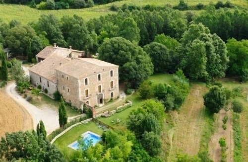 Maia de Montcal Cottage | Self catering Mas Riera for 8 people including children