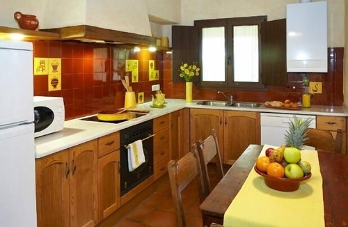 Parlava Cottage | Self catering Mas Can Salvi for 7 people
