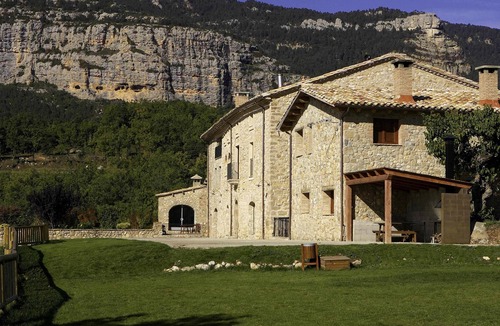 Oden House | Self catering Poble Rural Puigarnau-Pubill�� for 6 people