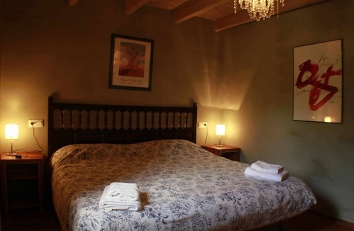 Oden House | Self catering Poble Rural Puigarnau-Pubilló for 12 people