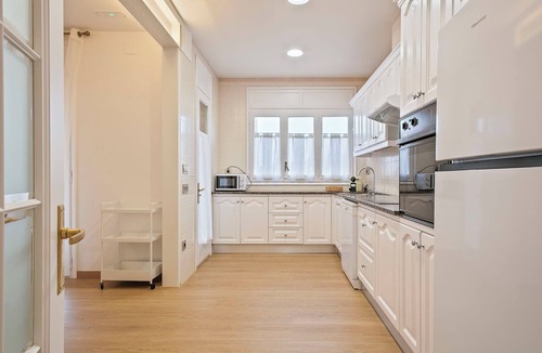 Sant Ramon Cottage | Self catering Villa Manresana for 24 people