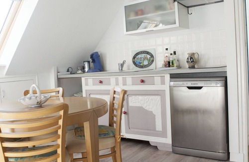 Loctudy Apartment | Self-contained apartment in Breton house