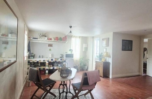 Fouras Apartment | Self-contained apartment with terrace