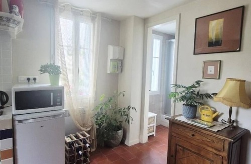 Fouras Apartment | Self-contained apartment with terrace