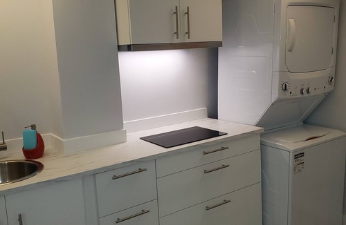 Oakville Apartment | Self-contained Basement Apartment