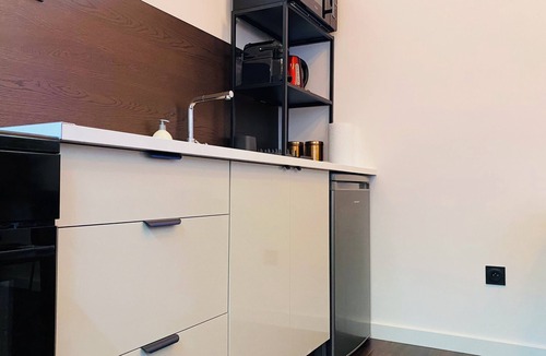 Decines-Charpieu Apartment | Self-contained flat in villa near EUREXPO Lyon, LDLC ARENA GROUPAMA STADIUM