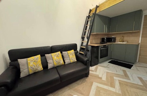 Vitry-sur-Seine Apartment | Self-contained studio near Paris