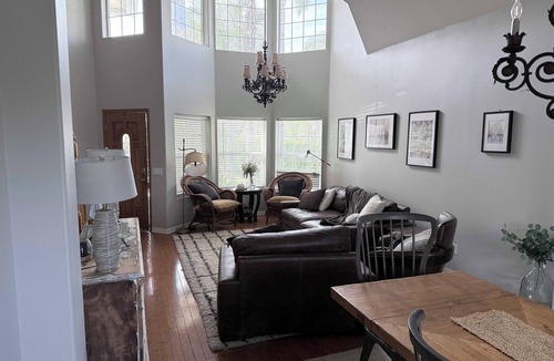 Canyon Lake House | Self Contained, Lake Community, 3 bed, 4 bath, 2 story, 2000 sq ft House