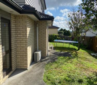 Hillsborough House | Self Contained Room in Hillsborough
