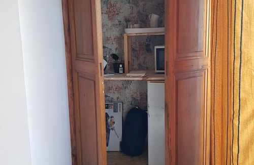 Aigueze Bed & Breakfast | Self-contained room with countryside view at Aiguèze guest house