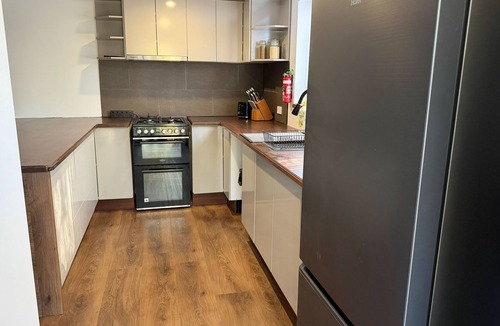 Eagleby Apartment | Self-Contained Studio