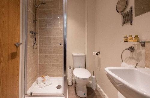 Wakefield Apartment | Self-Contained Two Bedroom Suite with Secure Parking